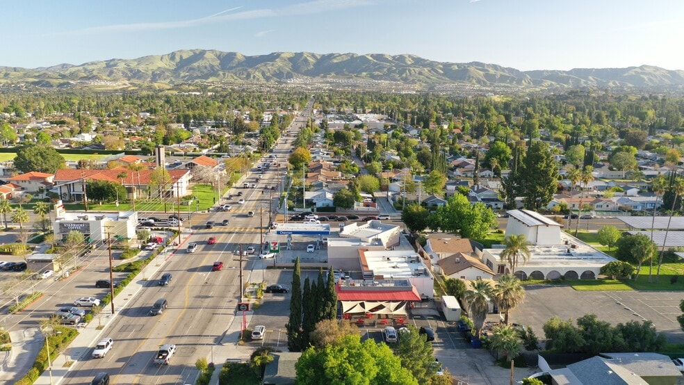 More Photos Of 9846 Mason Ave, Chatsworth Fast Food For Sale