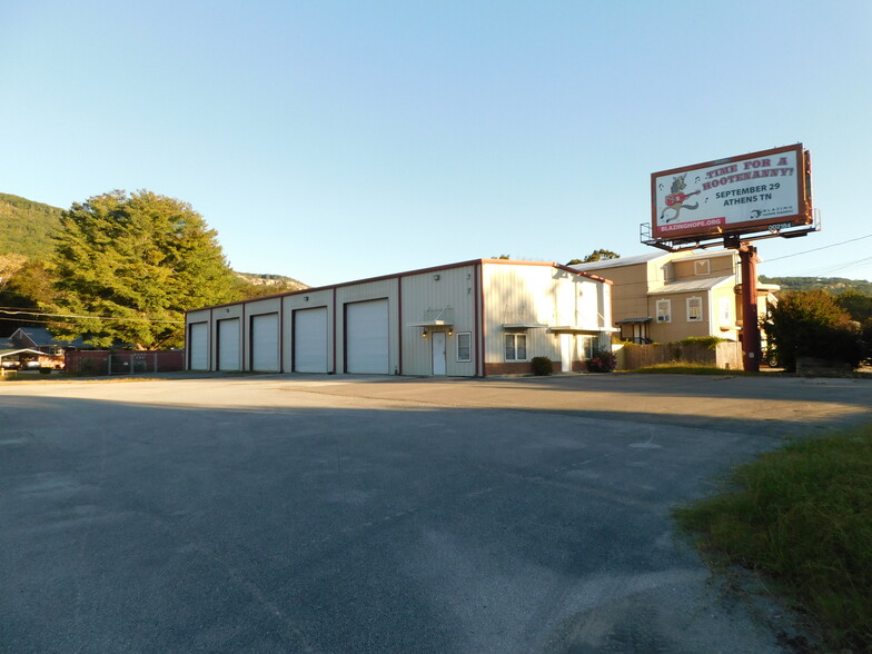 Primary Photo Of 8307 Dayton Pike, Soddy Daisy Light Distribution For Lease