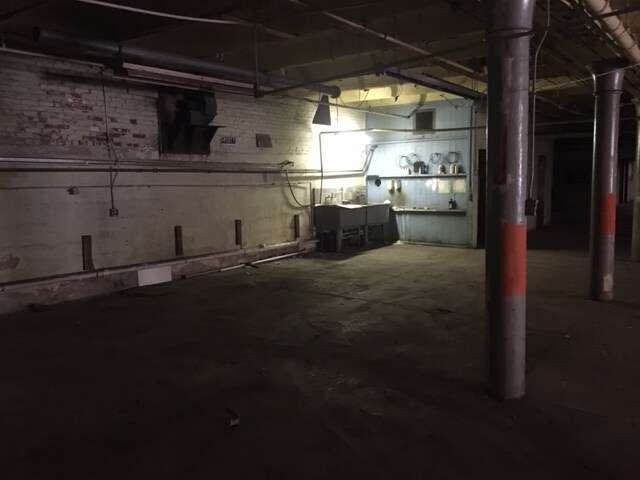 More Photos Of 20 Payton St, Lowell Industrial For Sale