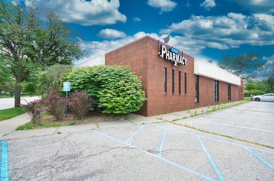 More Photos Of 3620 Biddle Ave, Wyandotte Medical For Sale