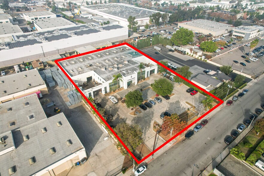 More Photos Of 207-211 Erie St, Pomona Warehouse For Sale