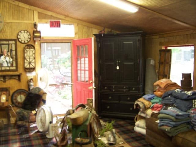 More Photos Of 10884 Nc Highway 105 S, Banner Elk Freestanding For Sale