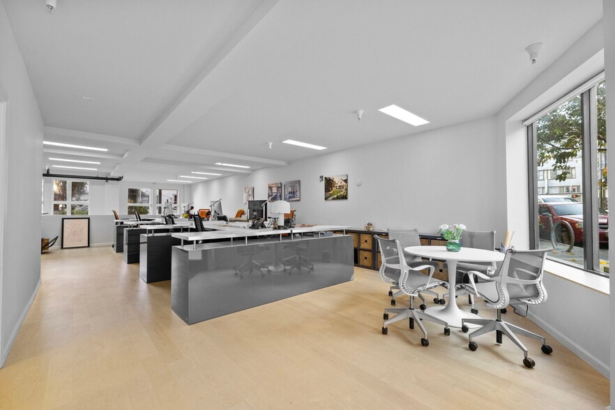 More Photos Of 50 29th St, San Francisco Apartments For Lease