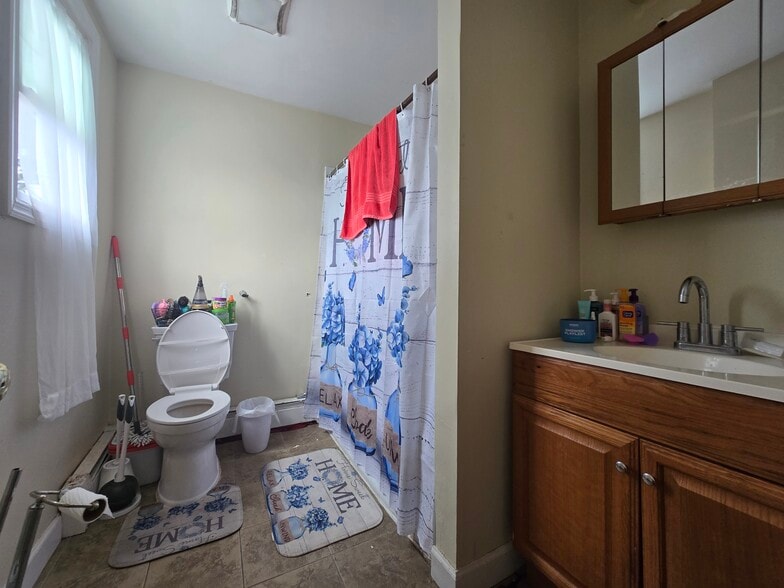 More Photos Of 288 W Clinton St, Dover Apartments For Sale