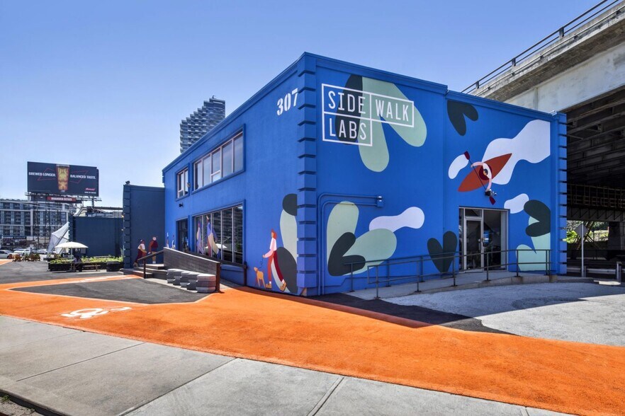 Primary Photo Of 307 Lake Shore Blvd E, Toronto Office For Lease