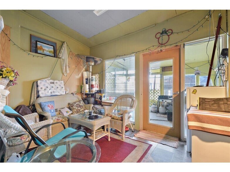 More Photos Of 2110 1st Ave S, Minneapolis Apartments For Sale