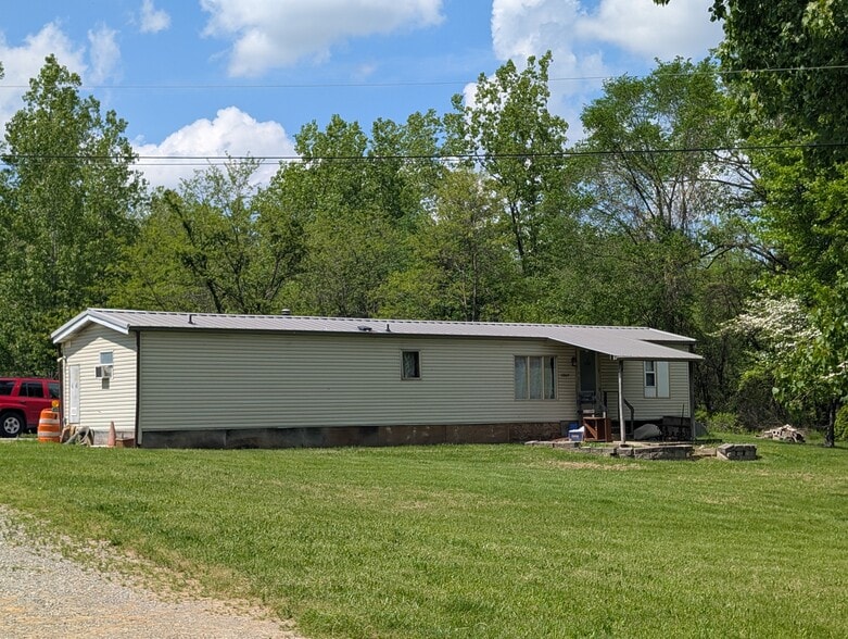 More Photos Of 10035 Johnsford Rd, Beach City Industrial For Sale
