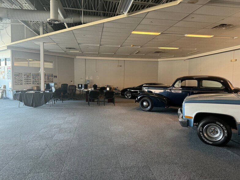 More Photos Of 29 Good Hope Pike, Clarksburg Freestanding For Lease