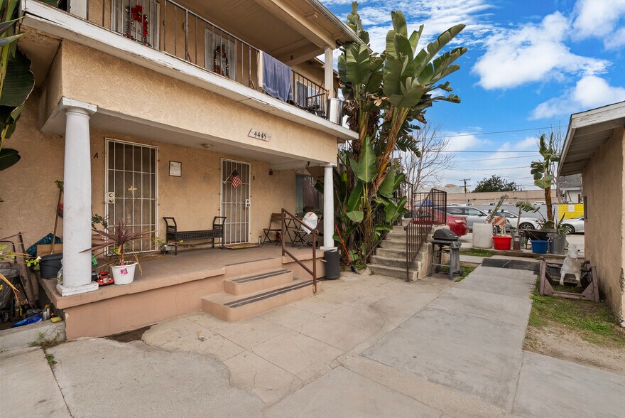 More Photos Of 4441 Avalon Blvd, Los Angeles Apartments For Sale