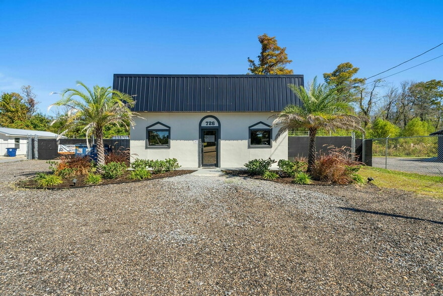 More Photos Of 726 Airport Rd, Panama City Loft Creative Space For Lease