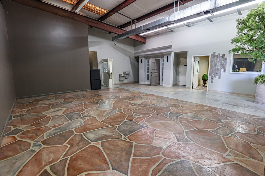 More Photos Of , Paducah Unknown For Sale