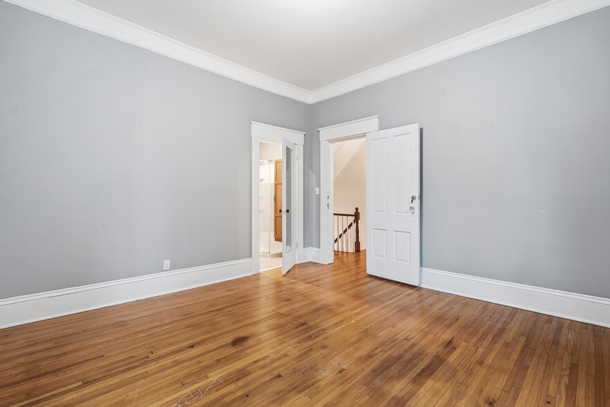 More Photos Of 2200 W Memorial Dr, Janesville Hospitality For Sale