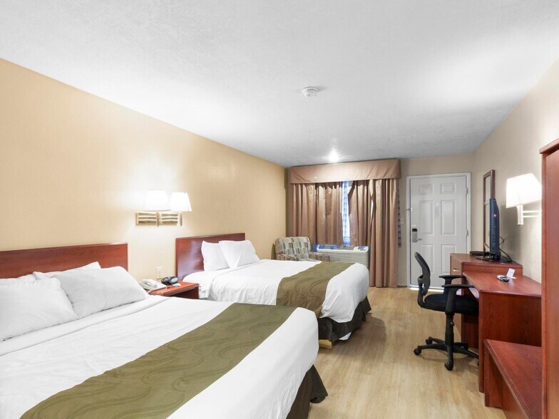 More Photos Of 250 N 1100 W, Cedar City Hotel For Sale