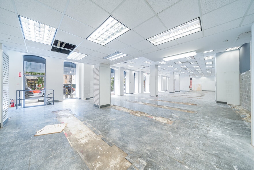 More Photos Of 351 E 51st St, New York Apartments For Lease