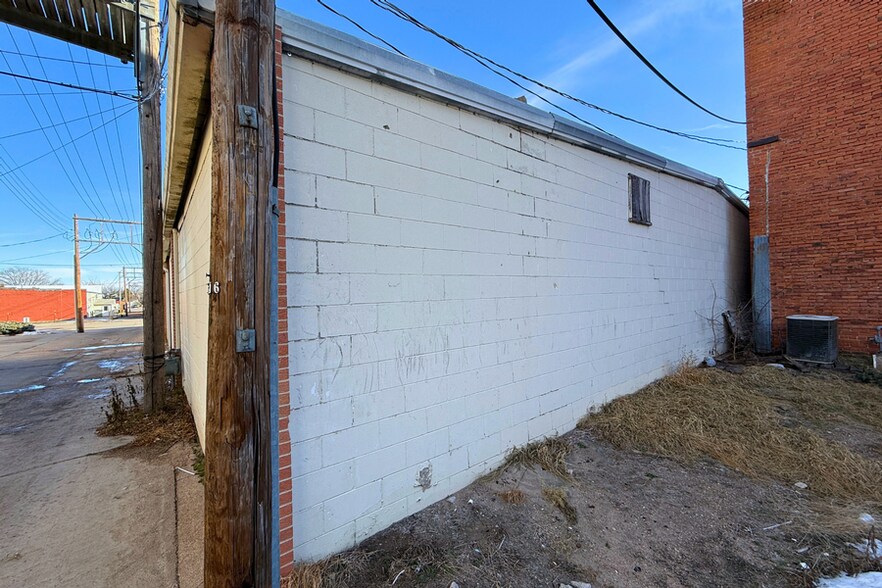 More Photos Of 237 S 15th St, Ord Freestanding For Sale