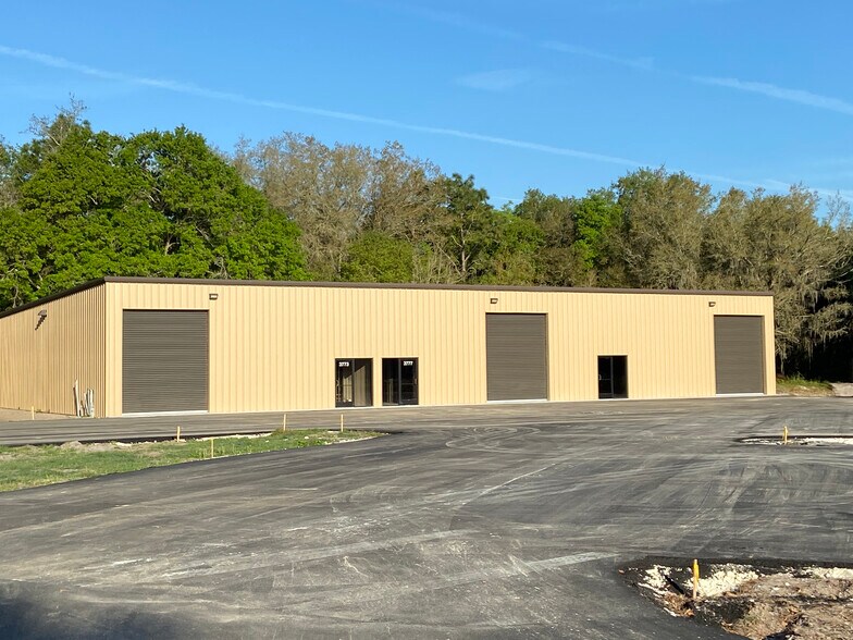 Primary Photo Of 3771-3777 Correia Dr, Zephyrhills Service For Lease