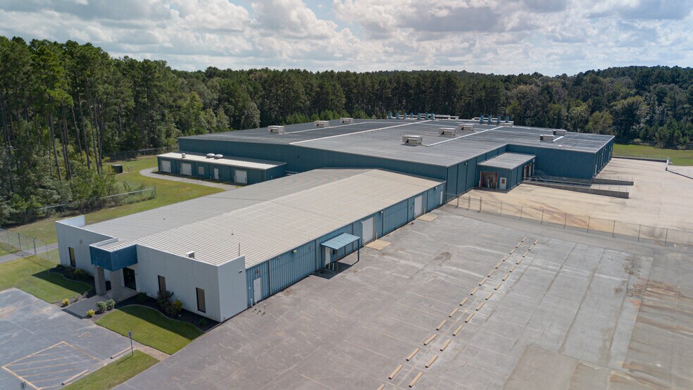 More Photos Of 7300 Regency Rd, Marshall Warehouse For Sale