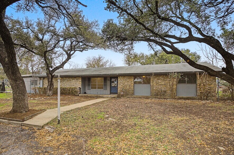 More Photos Of 7900 Hudson Loop, Austin Land For Lease