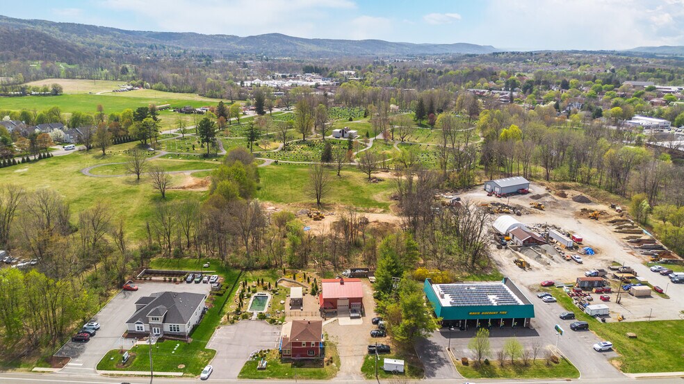 More Photos Of 21 US Highway 46, Hackettstown Flex For Sale