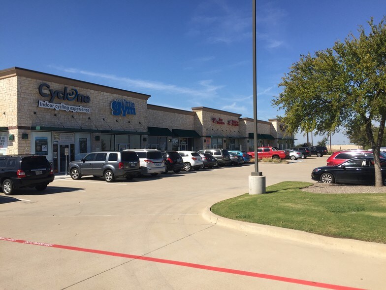 More Photos Of 1724 E Broad St, Mansfield Freestanding For Lease