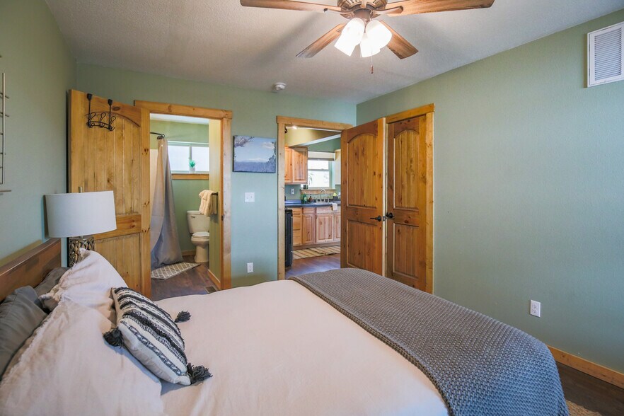 More Photos Of 102 Mexican ave, Cloudcroft Apartments For Sale