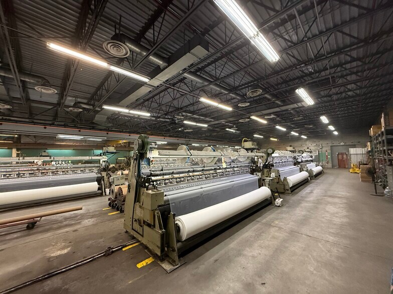 More Photos Of 68 Harrison St, Gloversville Distribution For Sale