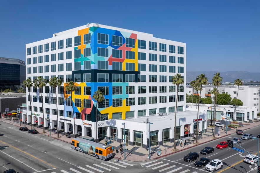 More Photos Of 5200 Lankershim Blvd, North Hollywood Loft Creative Space For Lease