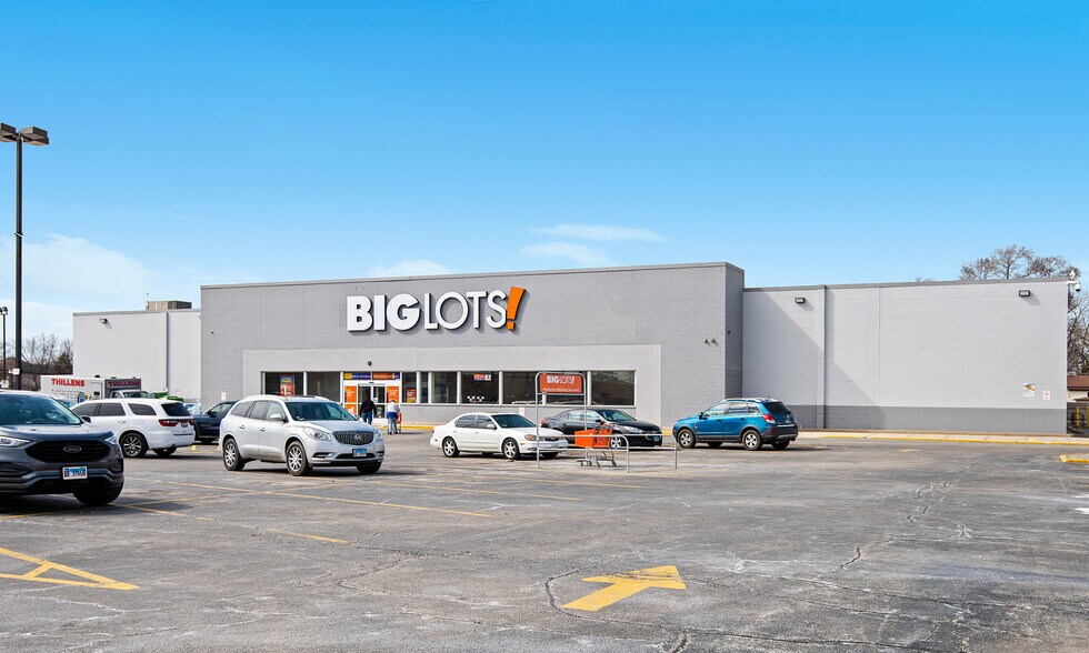 More Photos Of 8148 S Cicero Ave, Burbank Freestanding For Lease