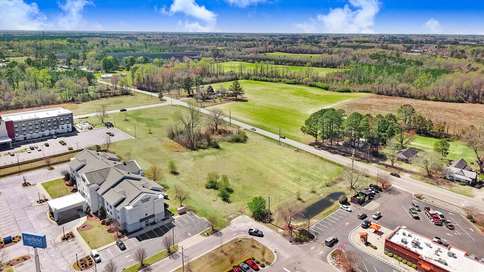 More Photos Of 5442 Lamm Rd, Wilson Storefront For Lease