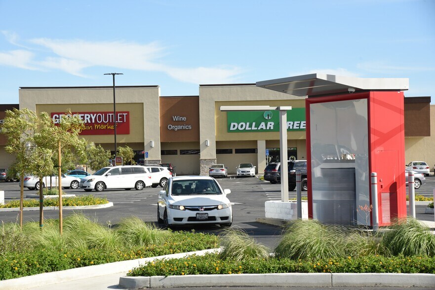 More Photos Of 1804-1888 N Placentia Ave, Placentia Unknown For Lease