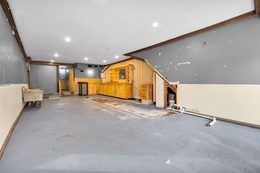 More Photos Of 720 Main St, Winsted Storefront Retail Residential For Sale