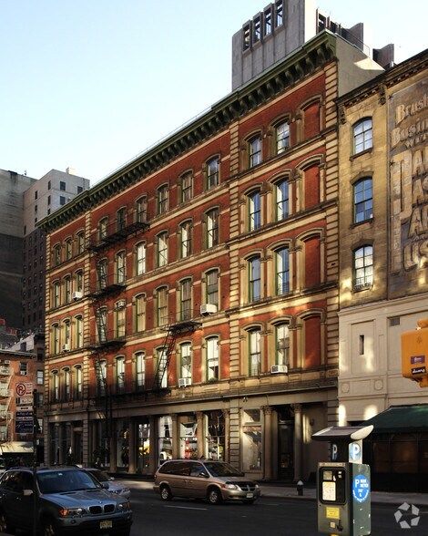 More Photos Of 115-123 W Broadway, New York Apartments For Lease