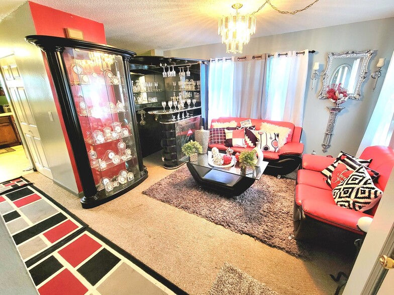 More Photos Of 270-276 Bellevue St, Hartford Apartments For Sale