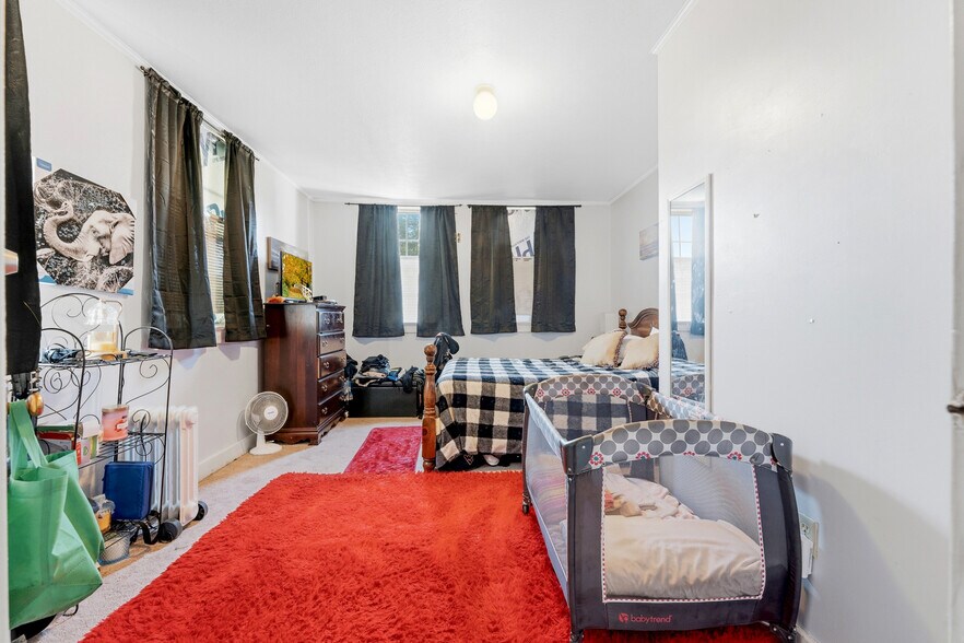 More Photos Of 320 Watts St, Morgantown Apartments For Sale
