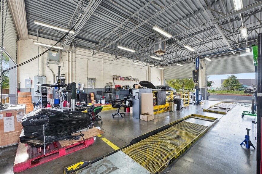 More Photos Of 615 W Ray Rd, Gilbert Carwash For Sale