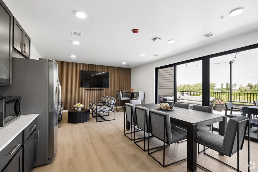 More Photos Of 582 Larsen Orchard Pky, Hobart Apartments For Lease