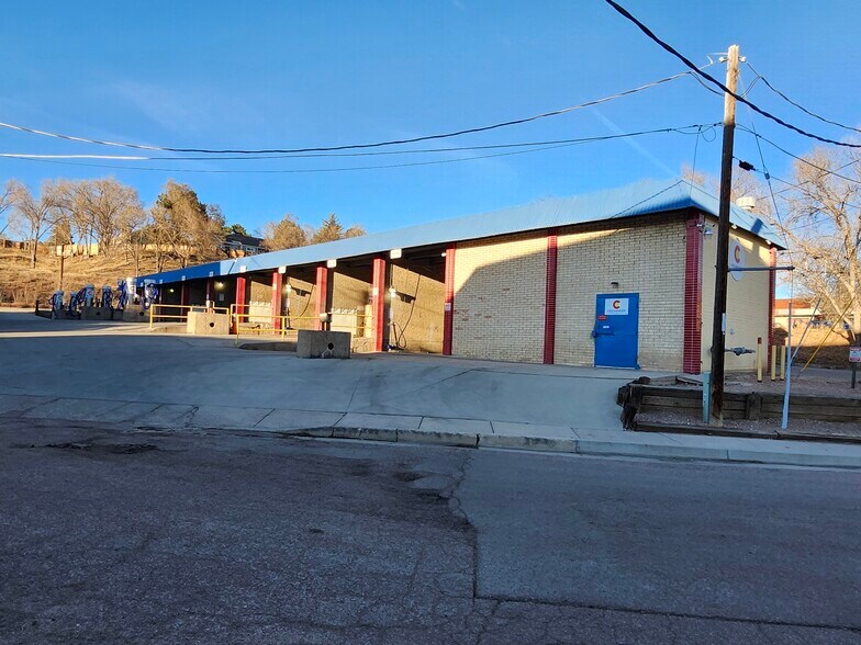 More Photos Of 1675 W Uintah St, Colorado Springs Carwash For Sale