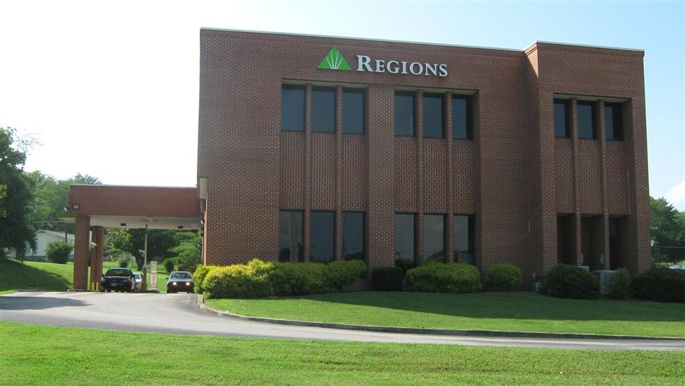 More Photos Of 101 N Rutgers Ave, Oak Ridge Office For Lease