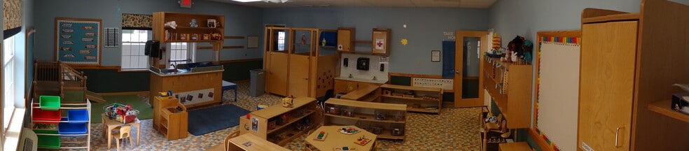 More Photos Of 7101 Heritage Village Plz, Gainesville Daycare Center For Sale