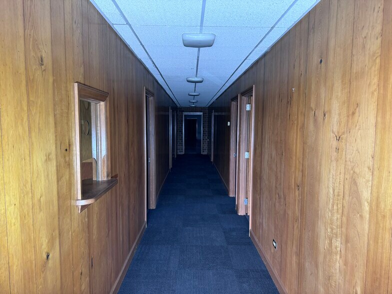 More Photos Of 1948 W Green Dr, High Point Warehouse For Lease