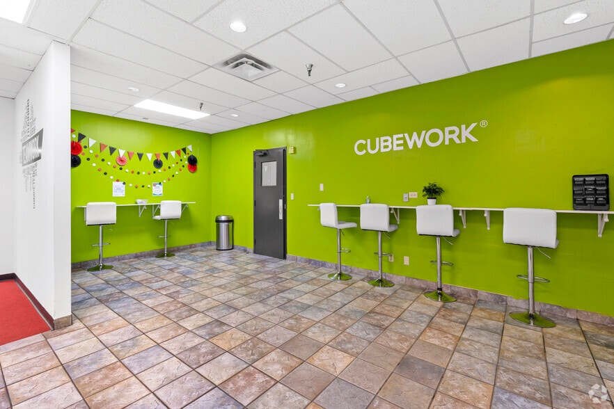 More Photos Of 850 Northlake Dr, Coppell Warehouse For Lease