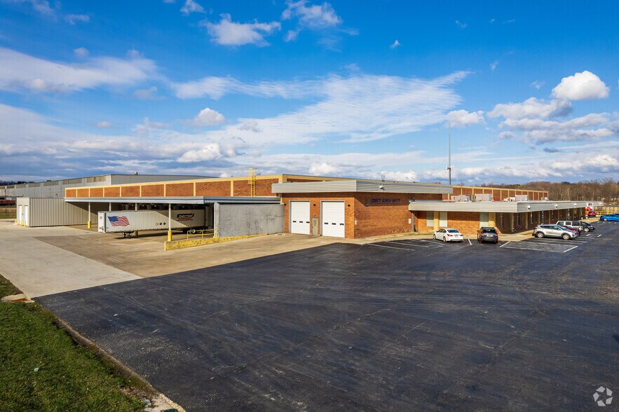 More Photos Of 26801 Fargo Ave, Bedford Heights Warehouse For Lease