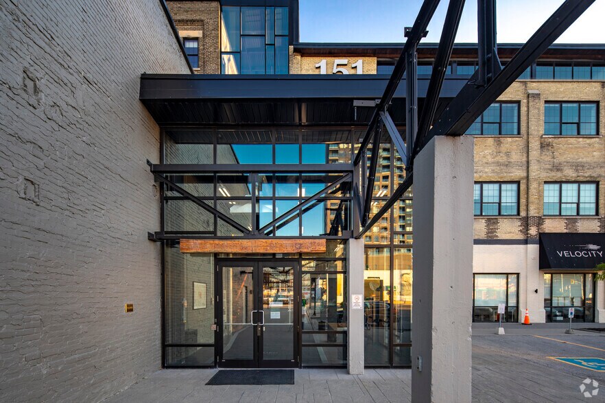 More Photos Of 121-151 Charles St W, Kitchener Office Residential For Lease