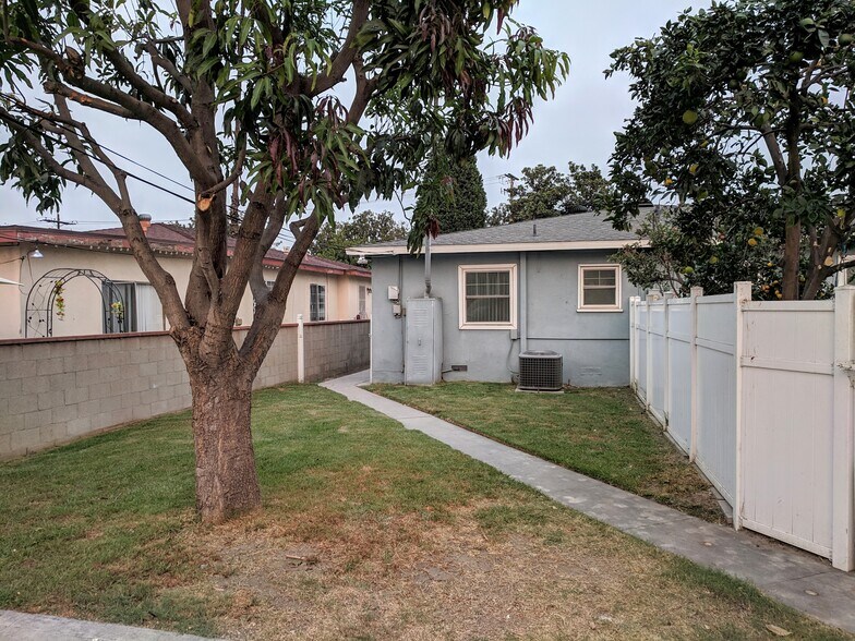 More Photos Of 12843 Columbia Way, Downey Land For Sale