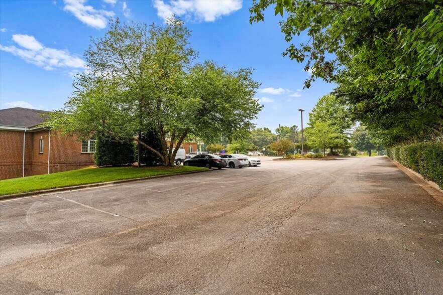 More Photos Of 1146 N New Hope Rd, Gastonia Medical For Sale