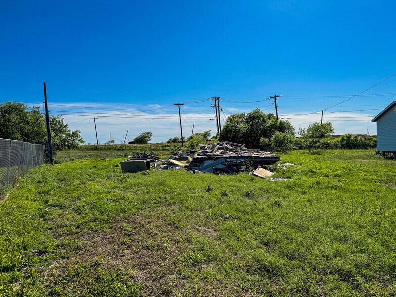 More Photos Of John Wayne Dr, Robstown Land For Sale