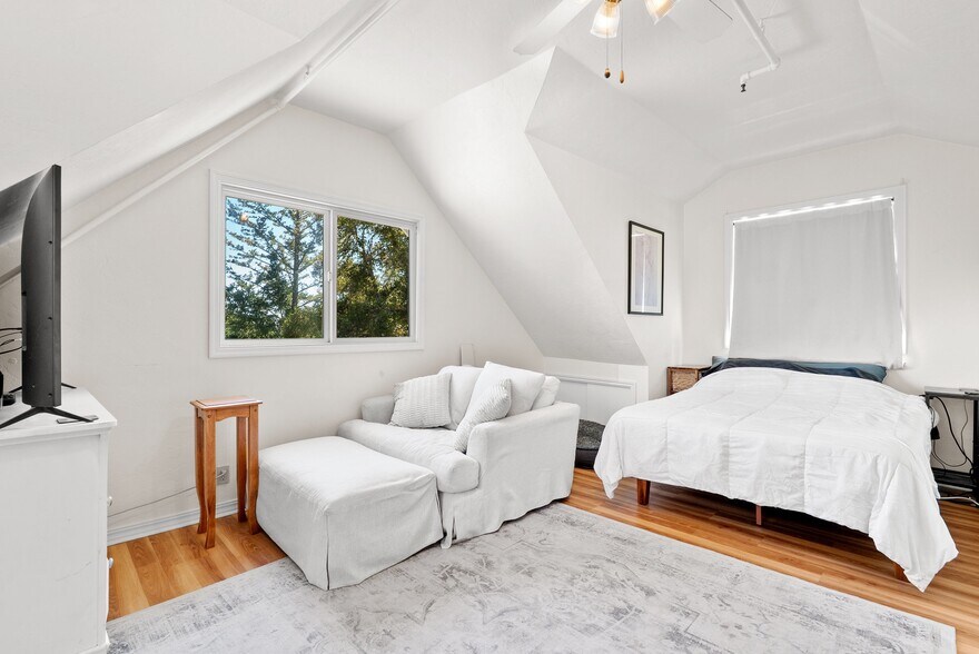 More Photos Of 7919 Empire Grade, Santa Cruz Multifamily For Sale