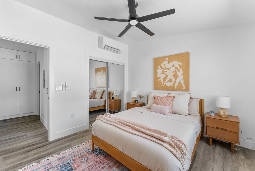 More Photos Of 2722 Nye St, San Diego Apartments For Sale