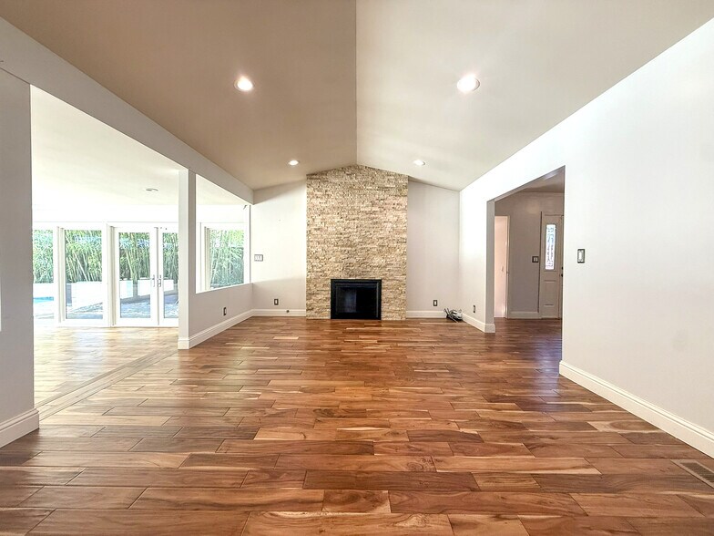More Photos Of 1257 Magnolia St, San Carlos Land For Sale