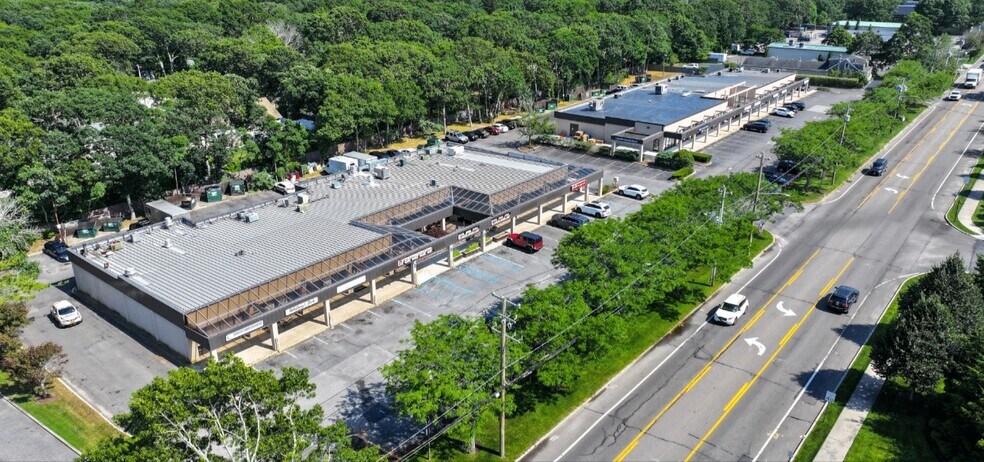 More Photos Of 68-100 Old Riverhead Rd, Westhampton Beach Storefront For Lease